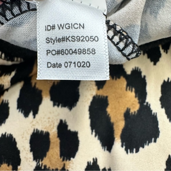 Kate Spade Medium Animal Print Pajama Set - Picture 4 of 4
